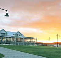 York Cove Holiday Hotel - Yarra Valley Accommodation