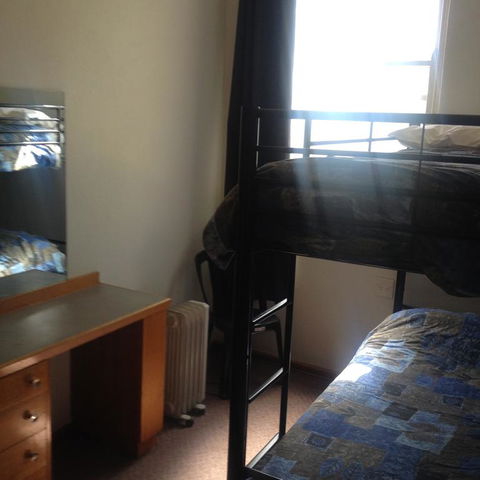 Young Budget Accommodation - Yarra Valley Accommodation 3