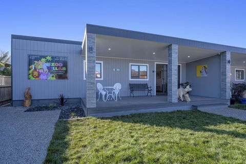Zoo Villas : Villa Zebra - Central Wynyard - Yarra Valley Accommodation 0