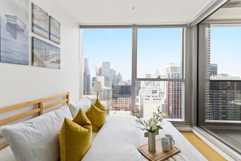 A Comfy 2BR Apt W City Views Near Southern Cross - Yarra Valley Accommodation 4