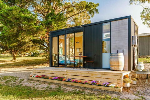 A Dam Good View By Tiny Away - Yarra Valley Accommodation 3