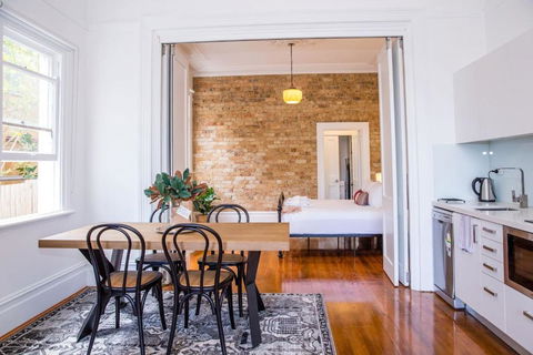 A Designer Apartment With Classic Heritage Details - Yarra Valley Accommodation 0