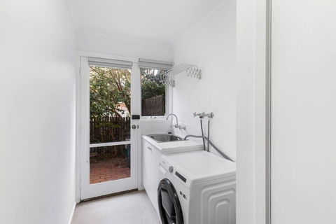 A Home Away From Home In Geelong - Yarra Valley Accommodation 2