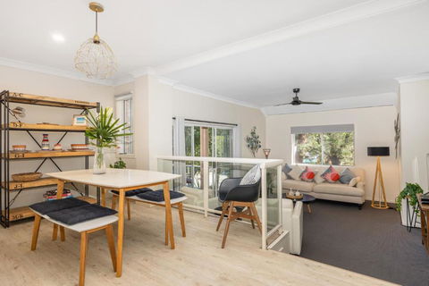A Little Jewel By The Sea - Yarra Valley Accommodation 4