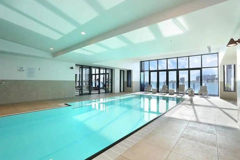 A Modern & Cozy 2BR Apartment With City Views - Yarra Valley Accommodation 2