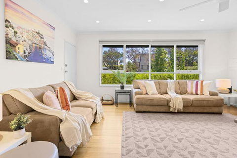 A Stones Throw - Yarra Valley Accommodation 1