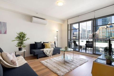 A Stylish & Bright Suite Next To Darling Harbour - Yarra Valley Accommodation 3
