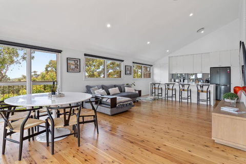 Aarini Cottage - The Ultimate Beachside Escape! - Yarra Valley Accommodation 1