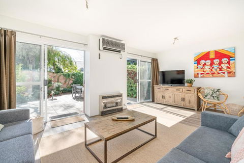 Abbys Beach Villa - Yarra Valley Accommodation 2