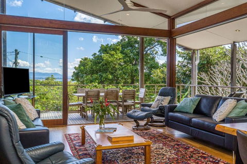 Above The Pass - Yarra Valley Accommodation 2