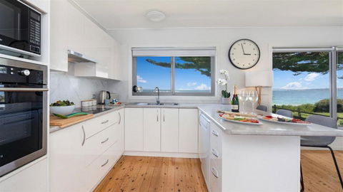Absolute Beach - Yarra Valley Accommodation 3