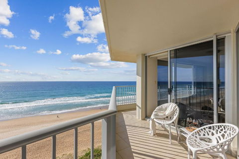 Absolute Beachfront Apartment - Yarra Valley Accommodation 1