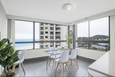 Absolute Beachfront Royal Palms - Yarra Valley Accommodation 4