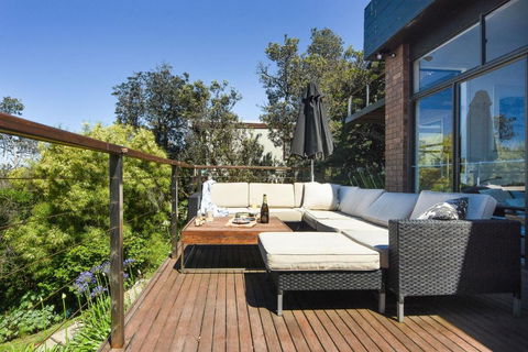 Absolute Beachfront - Yarra Valley Accommodation 3
