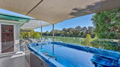 Absolute River Front House - Yarra Valley Accommodation 0