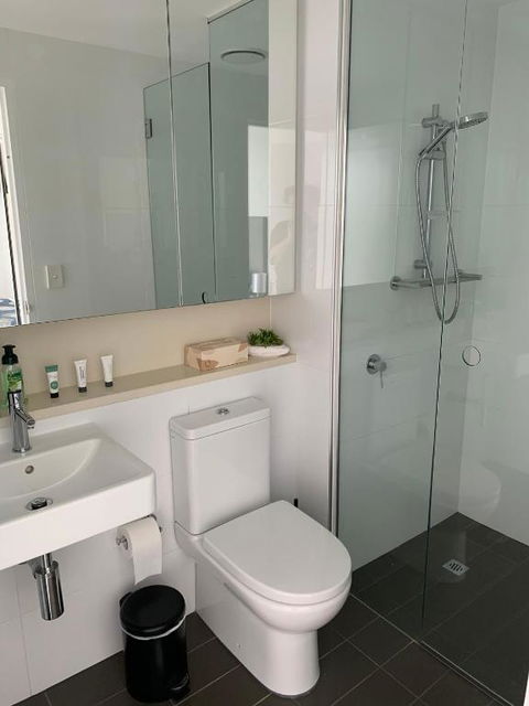 Absolute Waterfront Darwin - 1 Bedroom Apartments Over The Water - Yarra Valley Accommodation 3