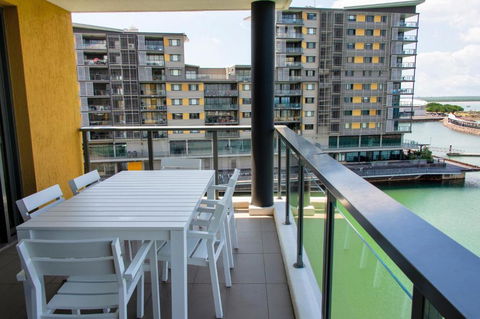 Absolute Waterfront Darwin - 1 Bedroom Apartments Over The Water - Yarra Valley Accommodation 4