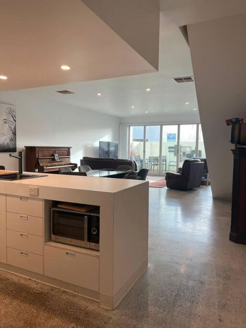 Access To All CBD Has To Offer - Yarra Valley Accommodation 4
