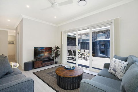 Accommodation Hunter - Adams Street Maitland - Yarra Valley Accommodation 1