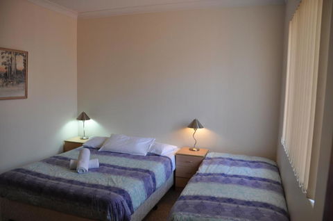 Accommodation Sydney Kogarah 2 Bedroom Apartment With Balcony - Yarra Valley Accommodation 2