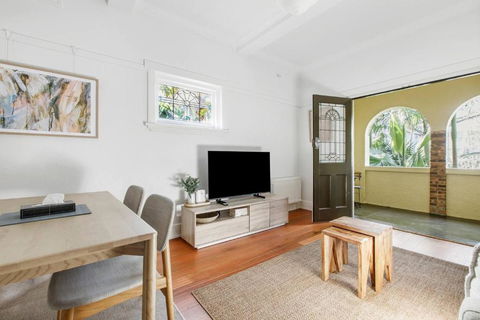 Acland Art Deco - Coastal Chic By St Kilda Beach - Yarra Valley Accommodation 4