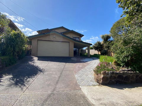 ADA Homestay - Yarra Valley Accommodation 0
