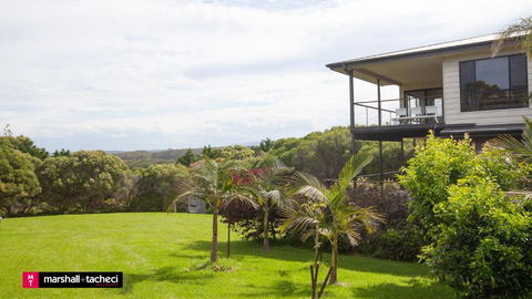Adelong Secluded Beach House Linen Provided Bermagui - Yarra Valley Accommodation 1