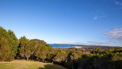Adelong Secluded Beach House Linen Provided Bermagui - Yarra Valley Accommodation 0