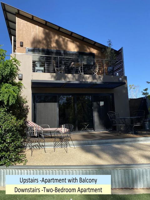 Adelphi Apartments 3 Or 3A - Downstairs 2 Bedroom Or Upstairs King Studio With Balcony - Yarra Valley Accommodation 2