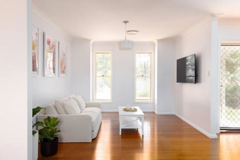 Adorable 1-bedroom Kuzman Guesthouse - Yarra Valley Accommodation 1