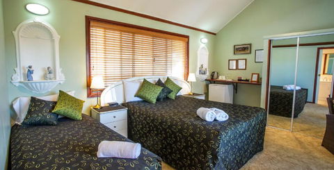 Ainslie Manor Bed And Breakfast - Yarra Valley Accommodation 0