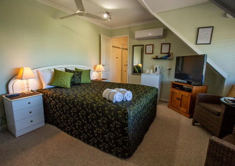 Ainslie Manor Bed And Breakfast - Yarra Valley Accommodation 3