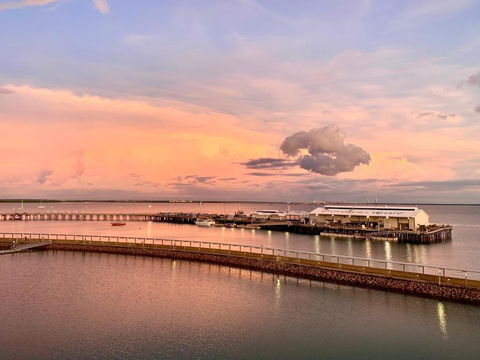 Absolute Waterfront - Tropical Sunrise Apartment Over The Water - Yarra Valley Accommodation 0
