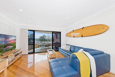Adrift At Dolphin Cove Apt 5 - Riverfront Modern - Yarra Valley Accommodation 1