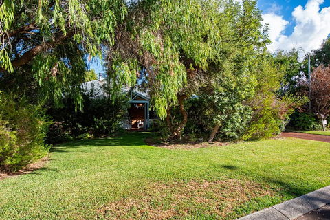 A Fairy Wren Cottage - Yarra Valley Accommodation 1