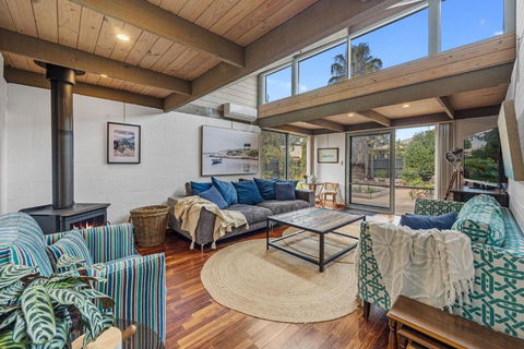 A Sand And Sea Retreat - 150m From Beach, Pet Friendly - Yarra Valley Accommodation 0