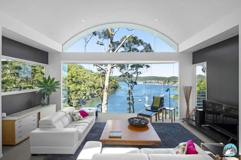 Aircabin - Daleys Point - Waterfront Retreat House - Yarra Valley Accommodation 2