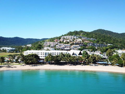 Airlie Beach Hotel - Yarra Valley Accommodation 0