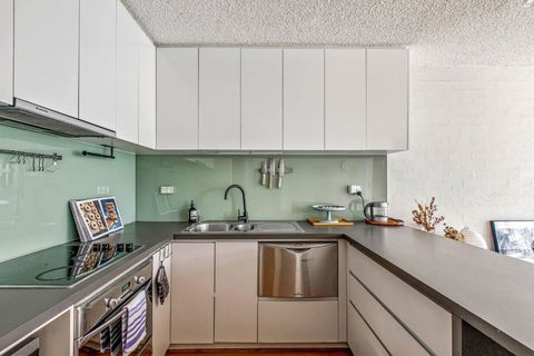 Albert Park Hideaway - A Peaceful Leafy Locale - Yarra Valley Accommodation 2
