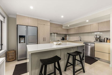 Albion Blue By Experience Jervis Bay - Yarra Valley Accommodation 4
