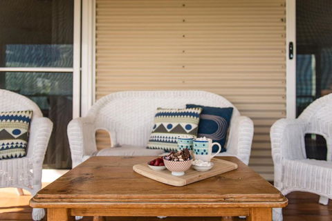 Aldinga Bay Bungalow Ocean View Retreat - Yarra Valley Accommodation 4