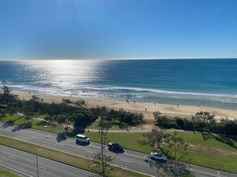 Alex Beachfront 3 Brm Apartment - 9th Floor - Yarra Valley Accommodation 0