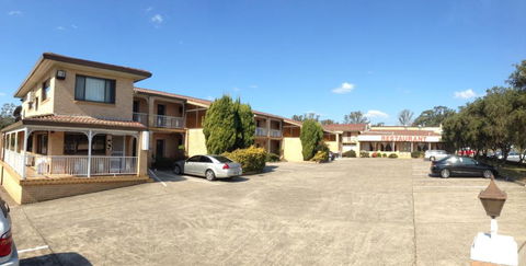 Alexander The Great Motel - Yarra Valley Accommodation 1