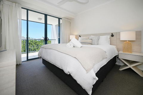 Alexandra Headland Resort Heaven, Pool / Beach ZD8 - Yarra Valley Accommodation 2