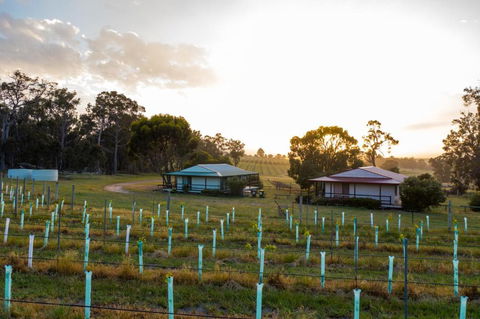 Alkoomi Chalets - Yarra Valley Accommodation 0