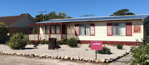 All Decked Out In Edithburgh - Yarra Valley Accommodation 0