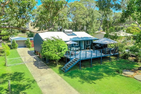 All Decked Out - Yarra Valley Accommodation 2