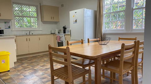 Allamanda House, 3 Willow Street - Yarra Valley Accommodation 4