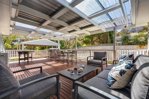 Allure Beach House Rye - Something For Everyone! - Yarra Valley Accommodation 1