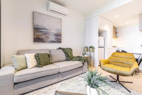 Alluring Oasis In The Heart Of South Melbourne - Yarra Valley Accommodation 1